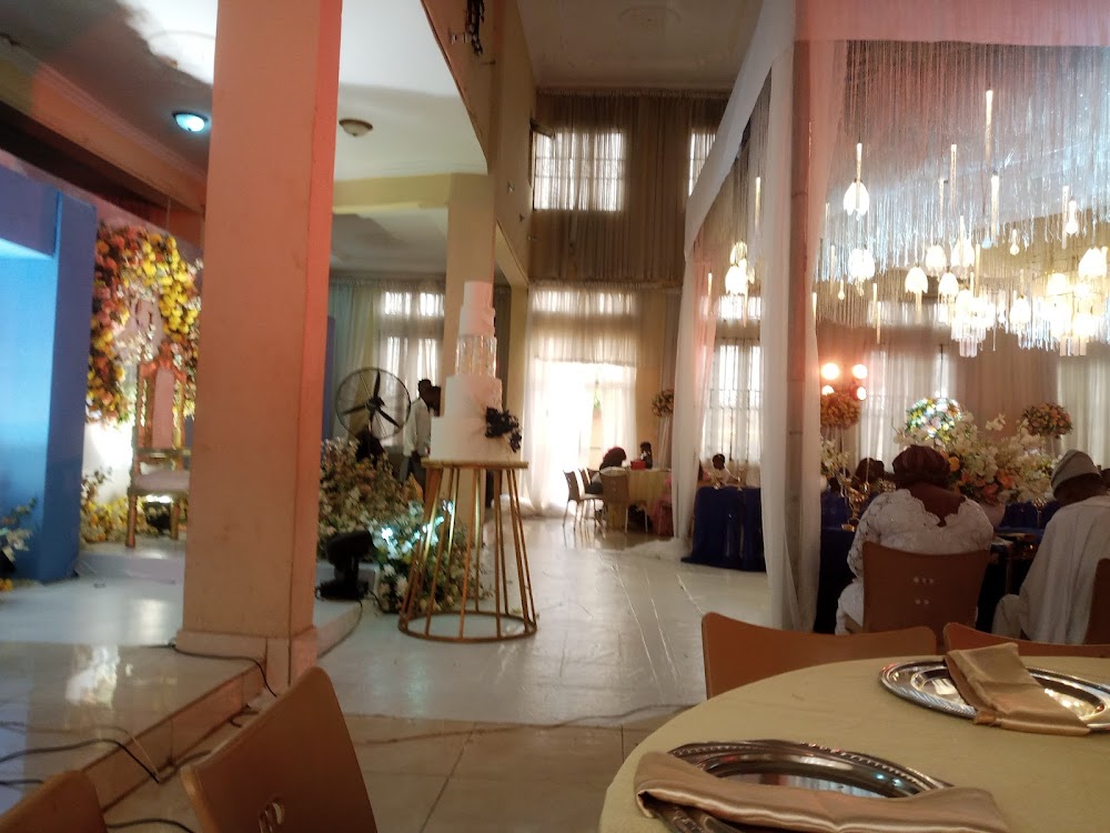OMOREGGY'S EVENT CENTRE photo 2